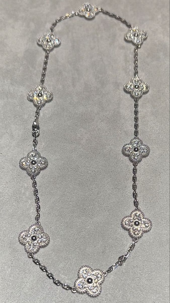 שרשרת פרחים - כסף משובץ